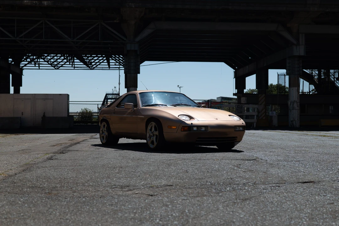 1989 Porsche 928 S4 - Image 16 of 31