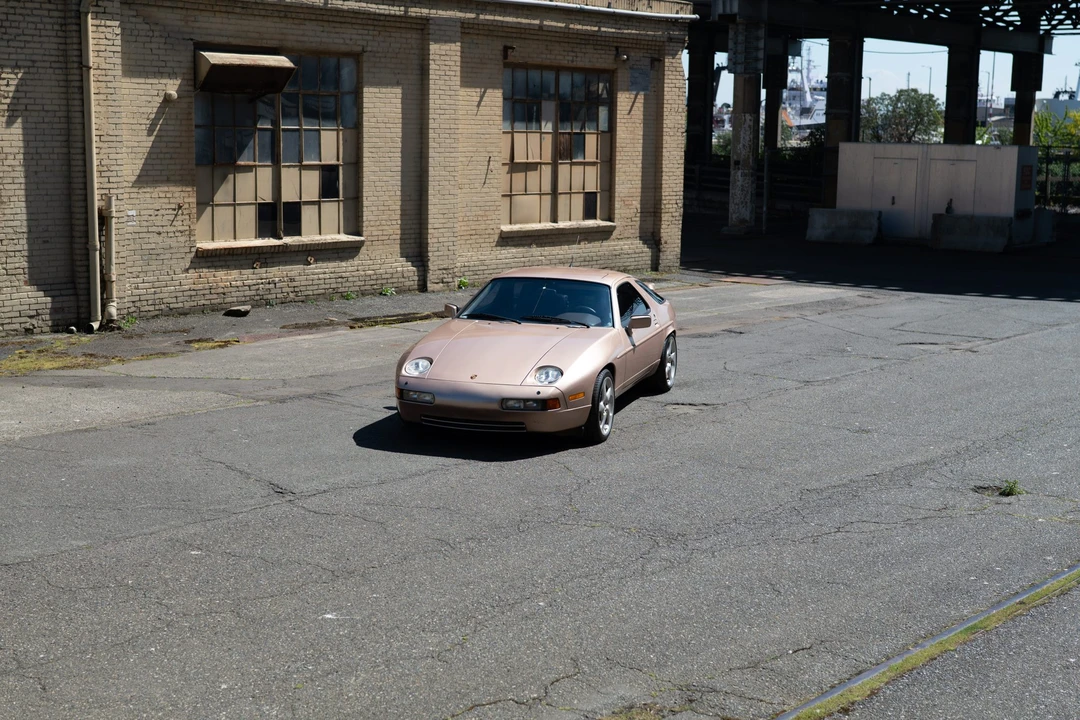 1989 Porsche 928 S4 - Image 10 of 31