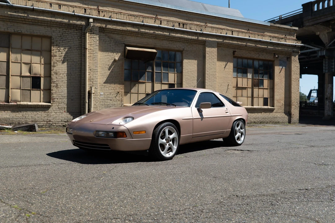 1989 Porsche 928 S4 - Image 9 of 31