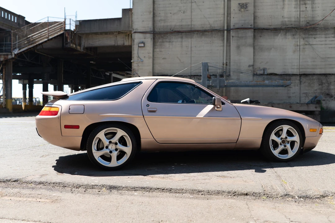 1989 Porsche 928 S4 - Image 22 of 31
