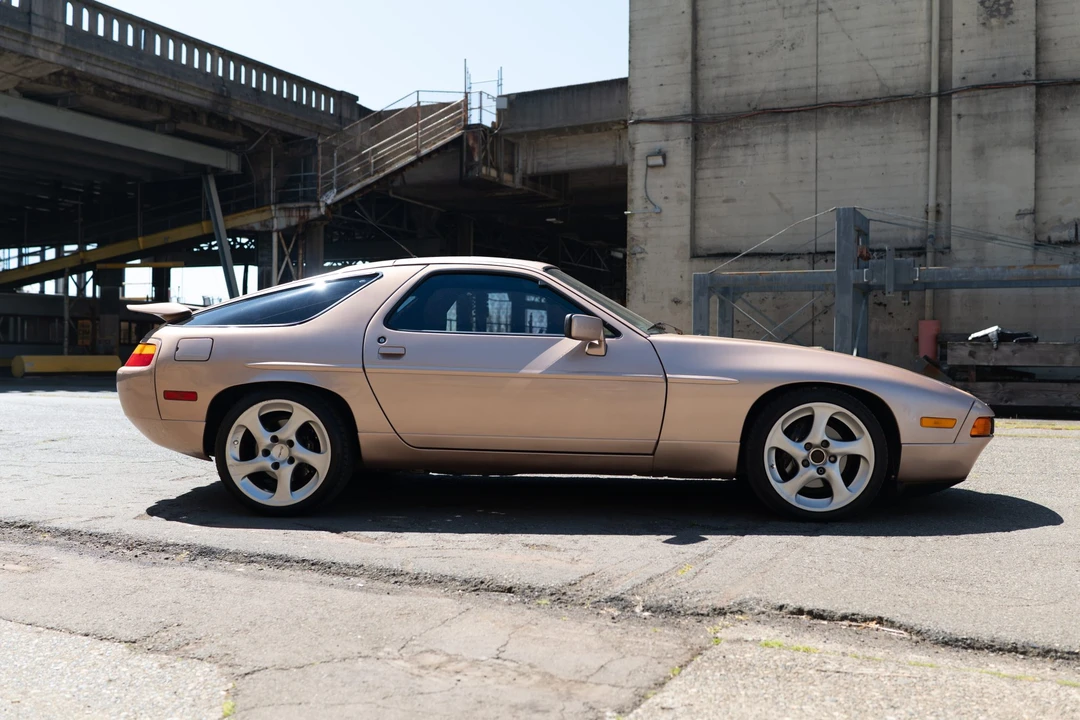 1989 Porsche 928 S4 - Image 20 of 31