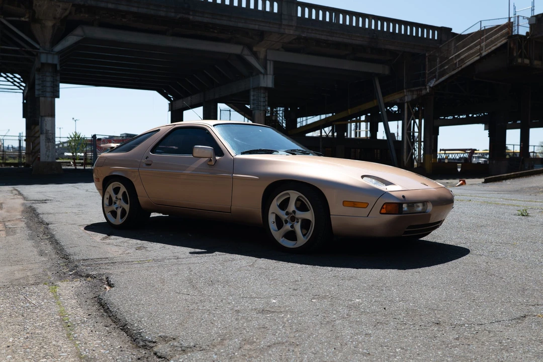 1989 Porsche 928 S4 - Image 17 of 31