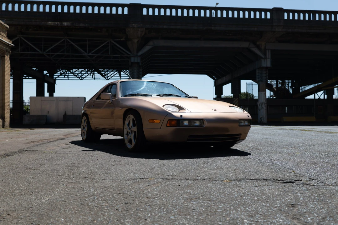 1989 Porsche 928 S4 - Image 15 of 31