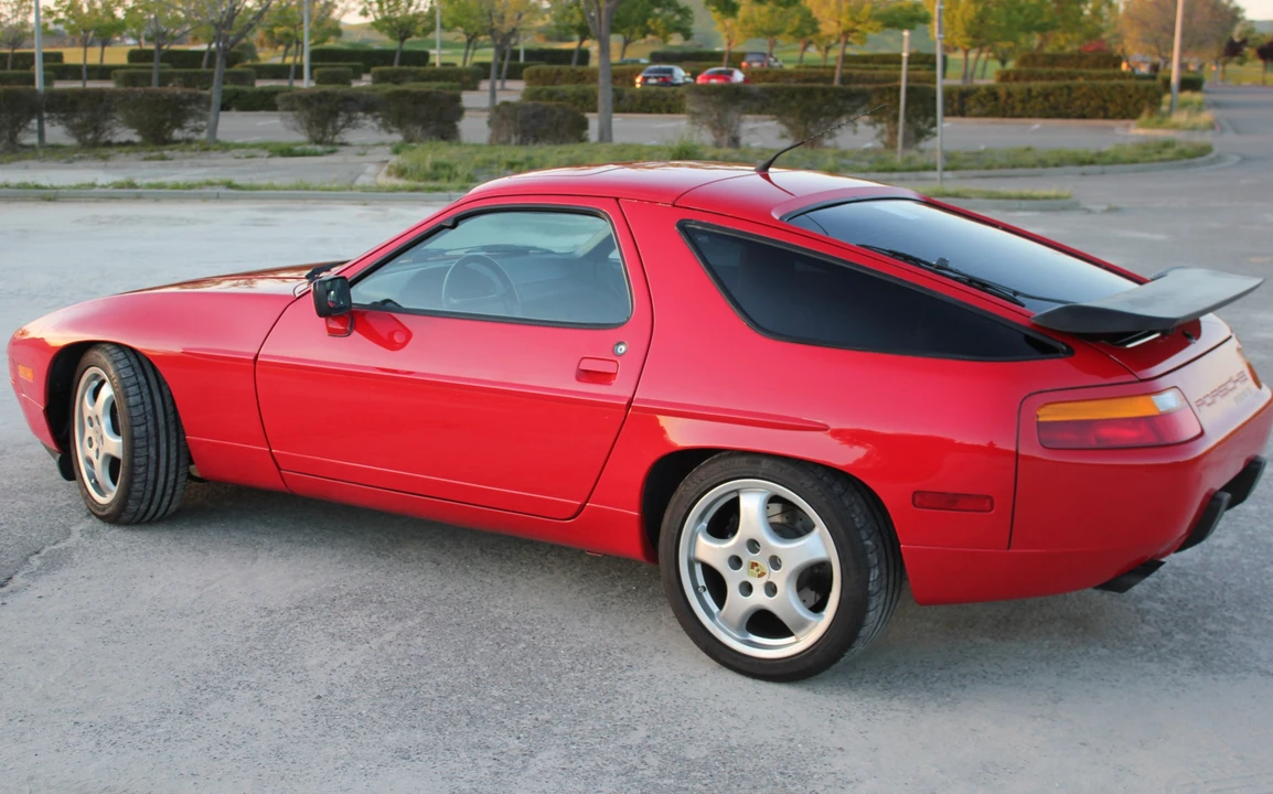 1989 Porsche 928 S4 - Image 10 of 31
