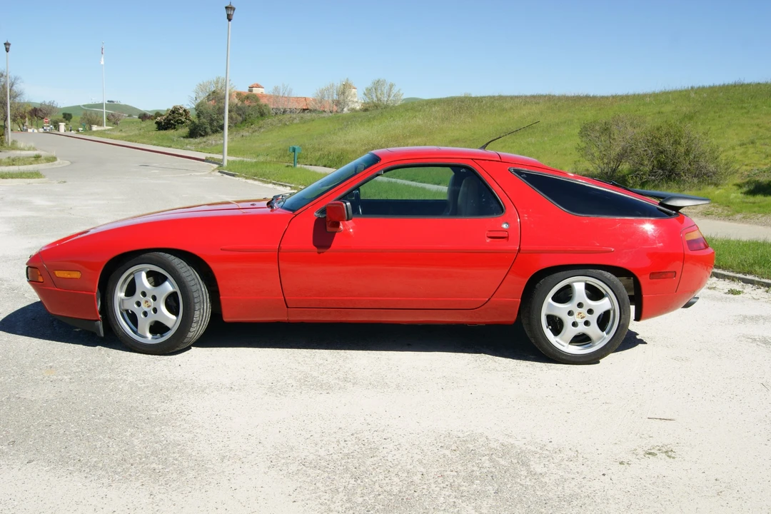 1989 Porsche 928 S4 - Image 25 of 31