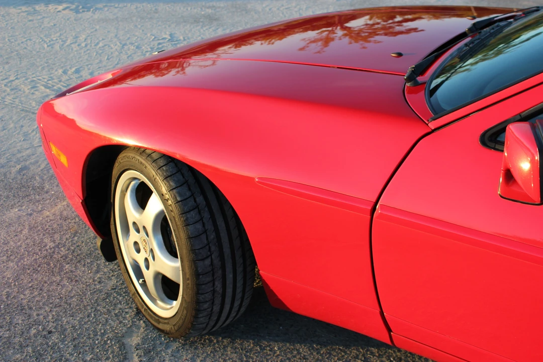 1989 Porsche 928 S4 - Image 12 of 31