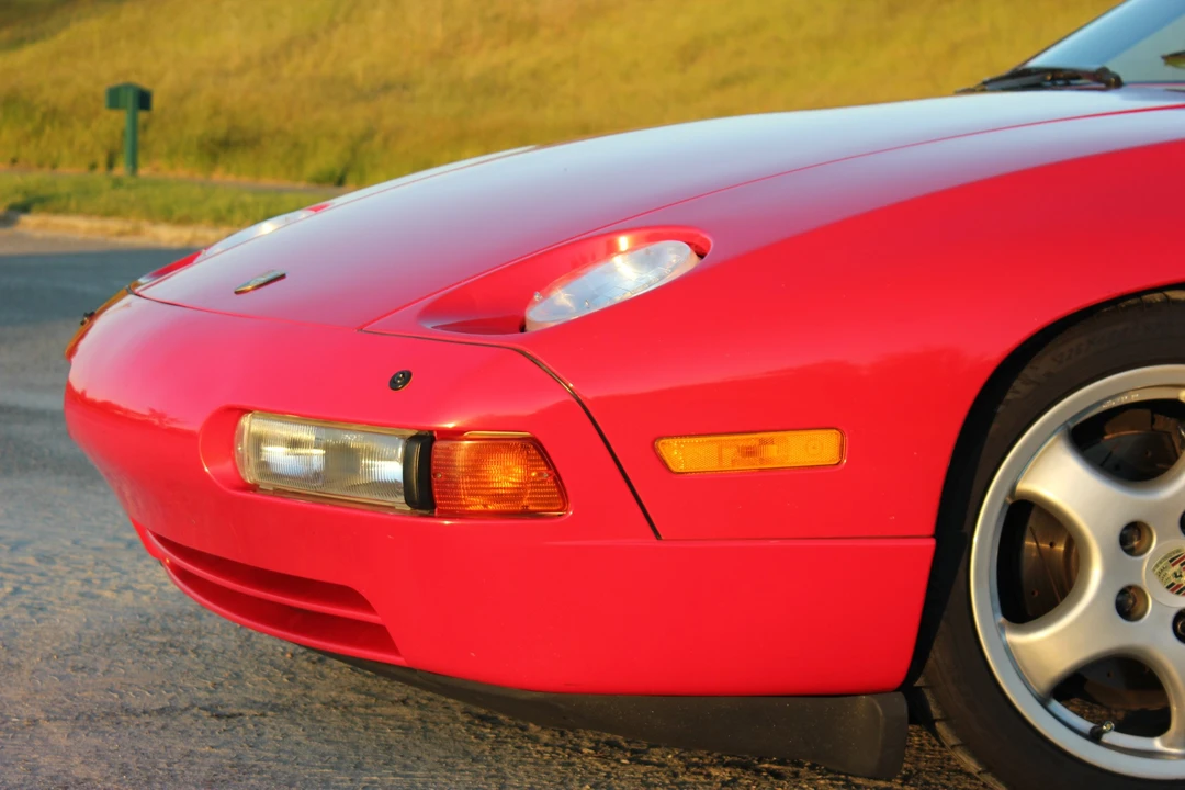 1989 Porsche 928 S4 - Image 17 of 31