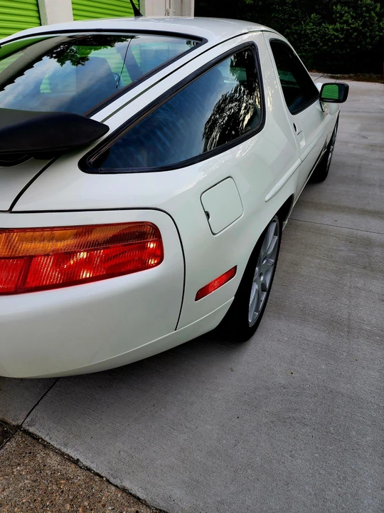1989 Porsche 928 S4 - Image 27 of 31