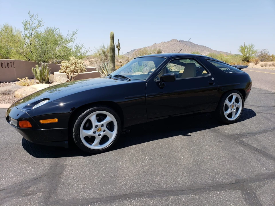1989 Porsche 928 S4 - Image 6 of 31