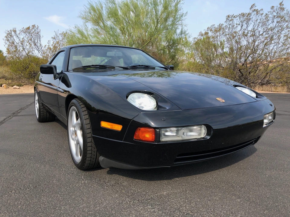 1989 Porsche 928 S4 - Image 10 of 31