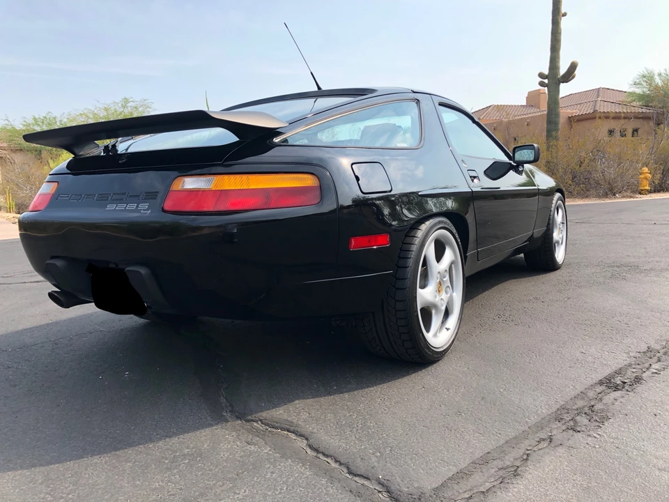 1989 Porsche 928 S4 - Image 13 of 31