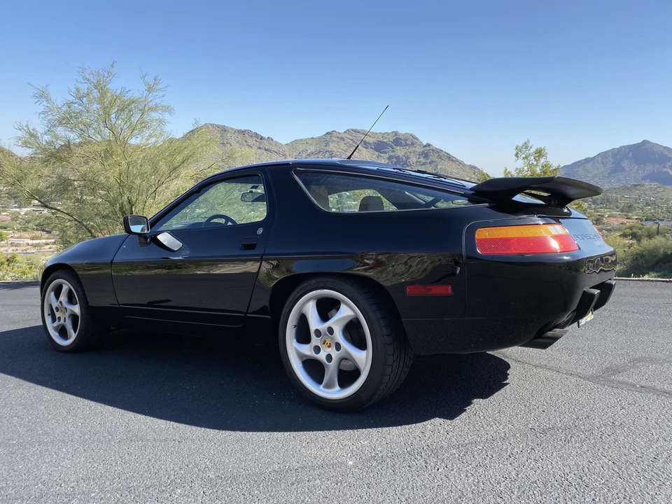 1989 Porsche 928 S4 - Image 18 of 31