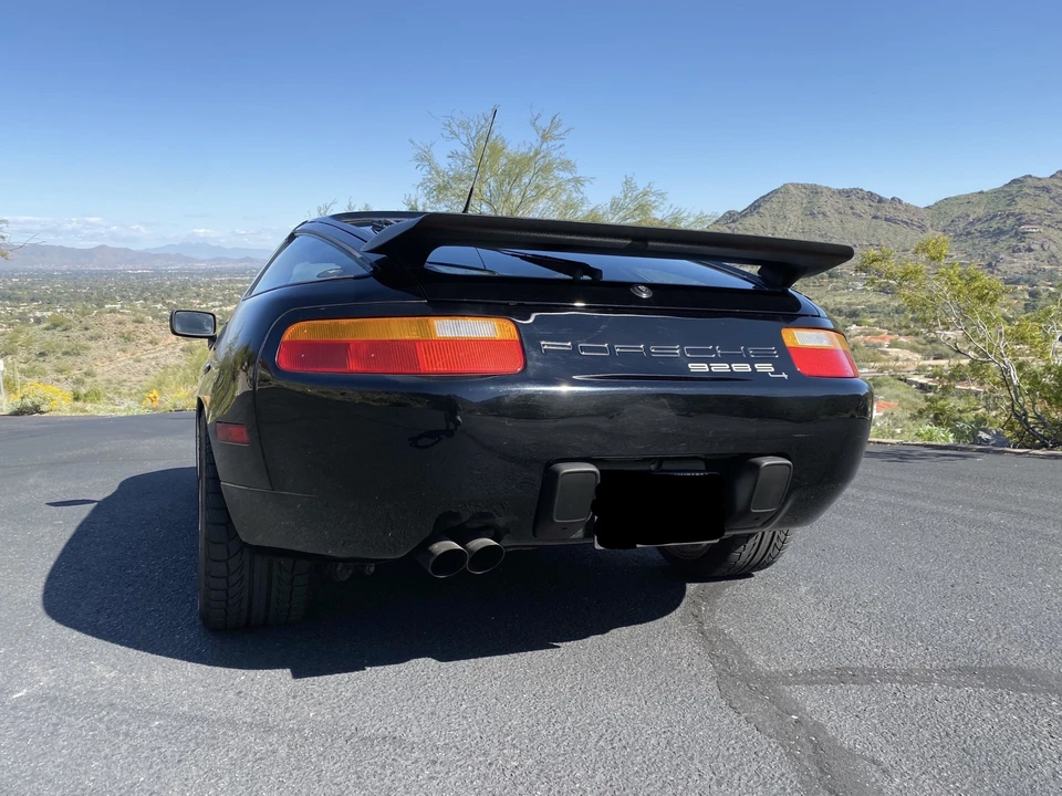 1989 Porsche 928 S4 - Image 16 of 31