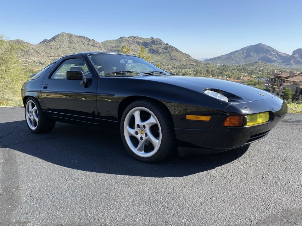 1989 Porsche 928 S4 - Image 7 of 31