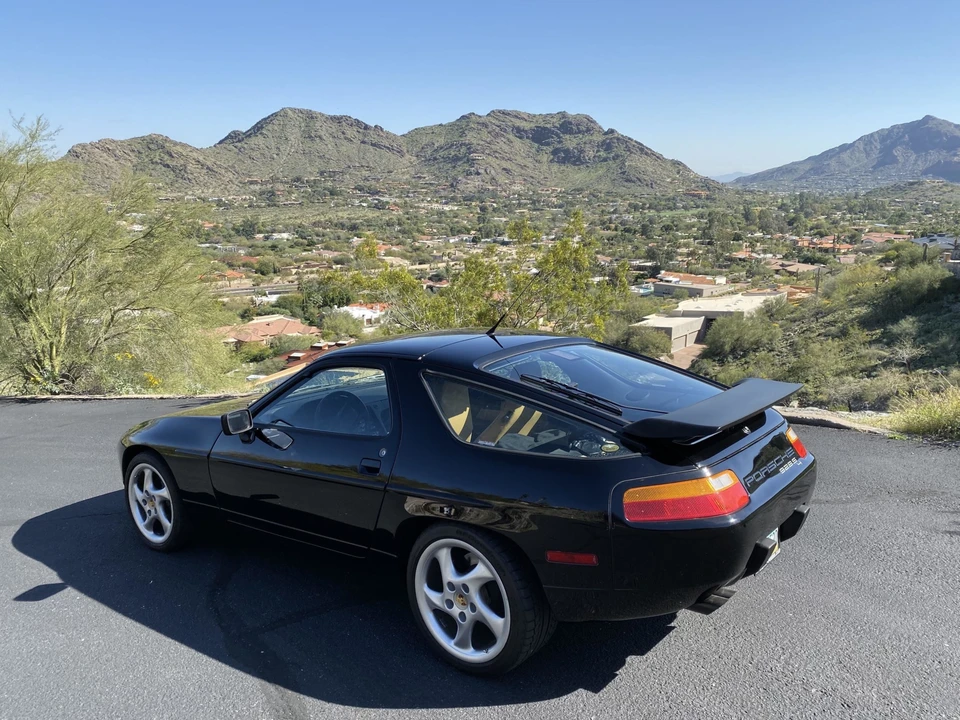 1989 Porsche 928 S4 - Image 17 of 31