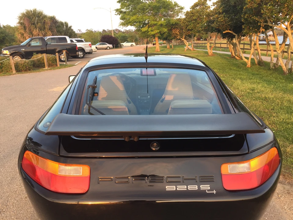 1989 Porsche 928 S4 - Image 4 of 31
