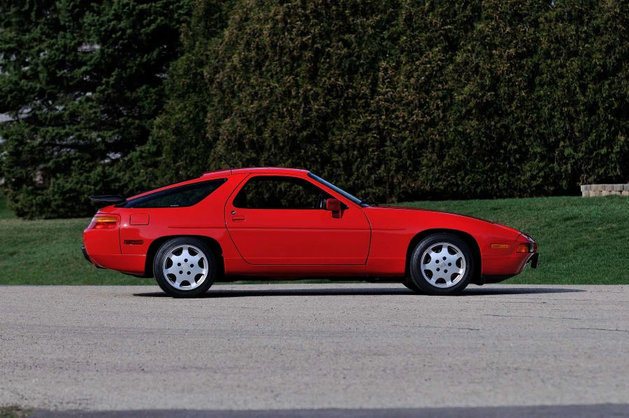 1989 Porsche 928 S4 - Image 2 of 12