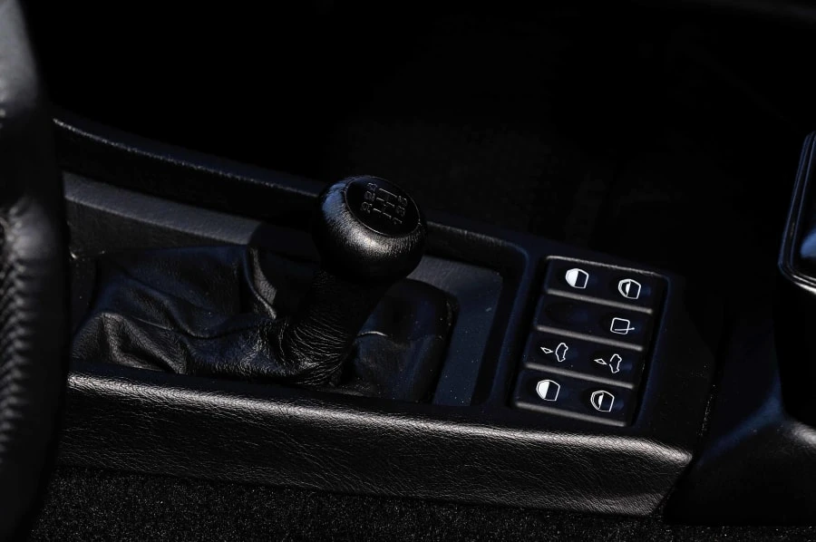 1989 Porsche 928 S4 - Image 8 of 12