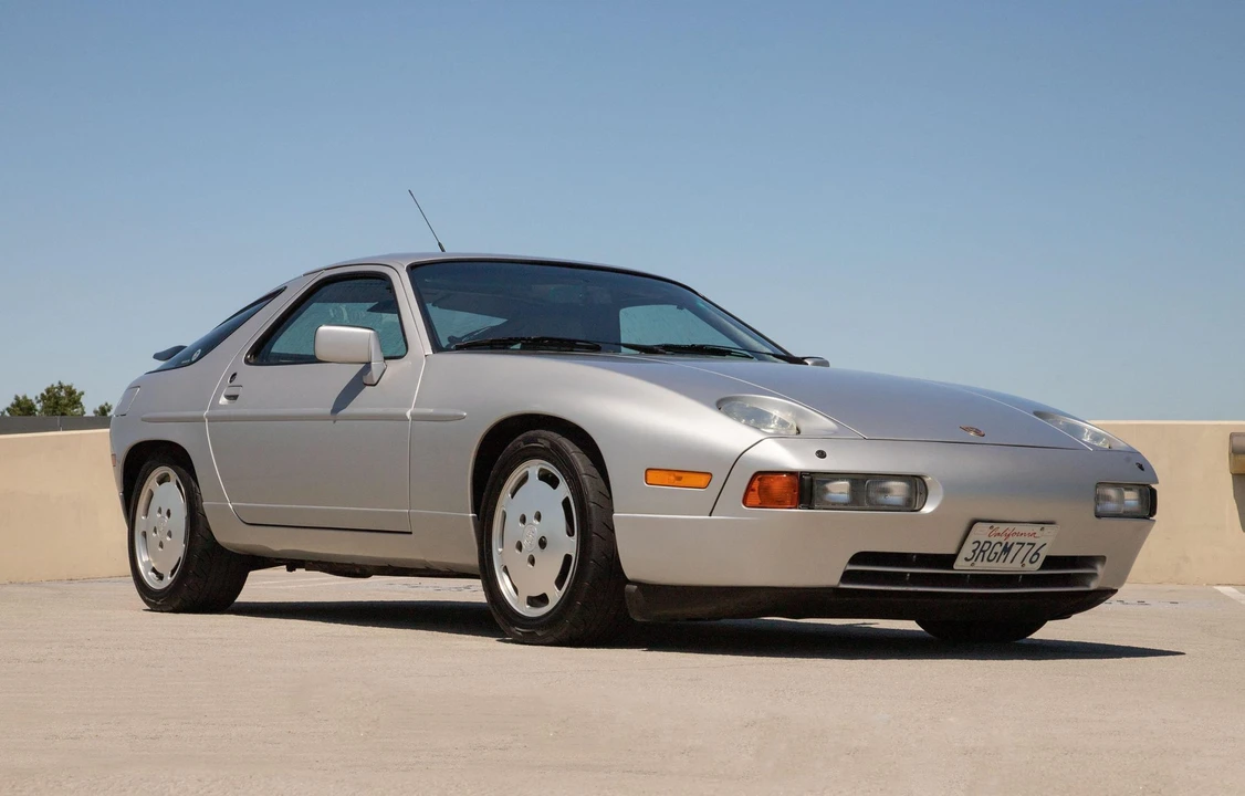 1989 Porsche 928 S4 - Image 8 of 31