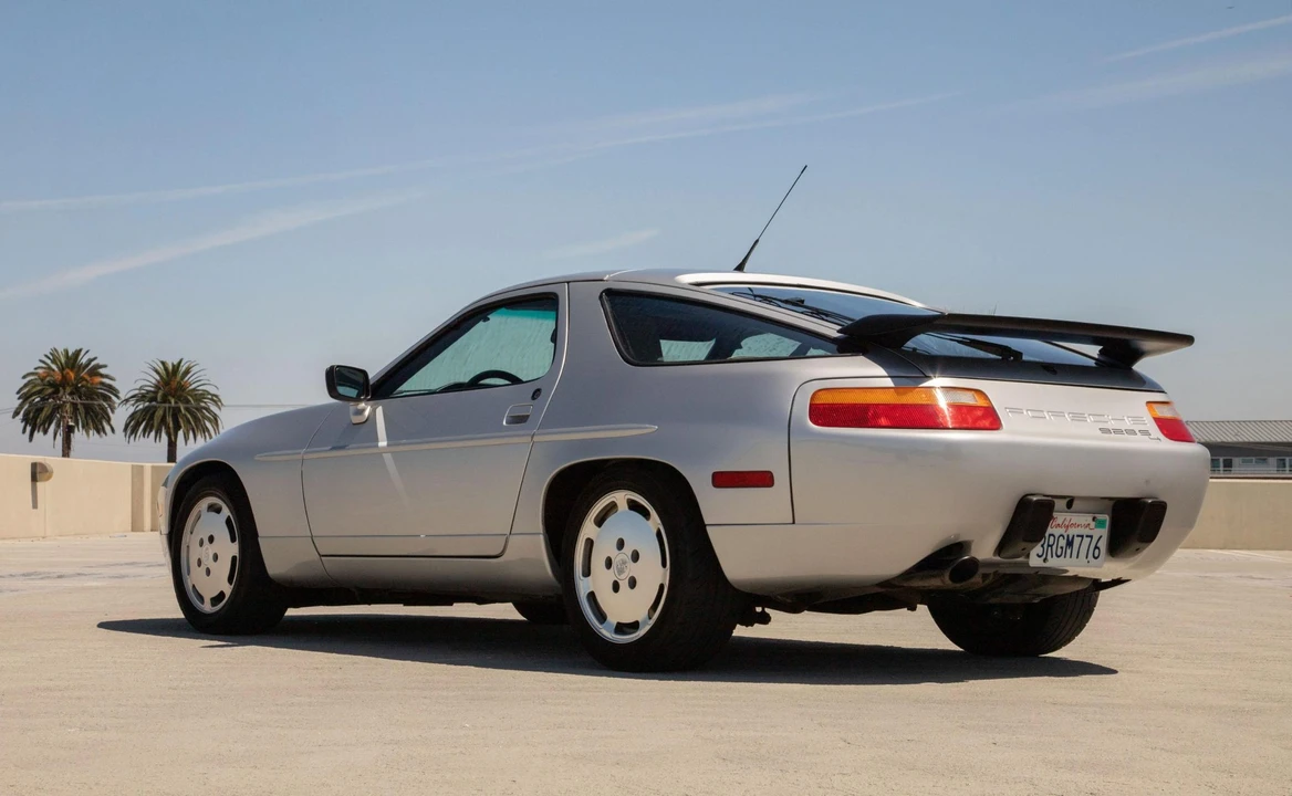 1989 Porsche 928 S4 - Image 17 of 31