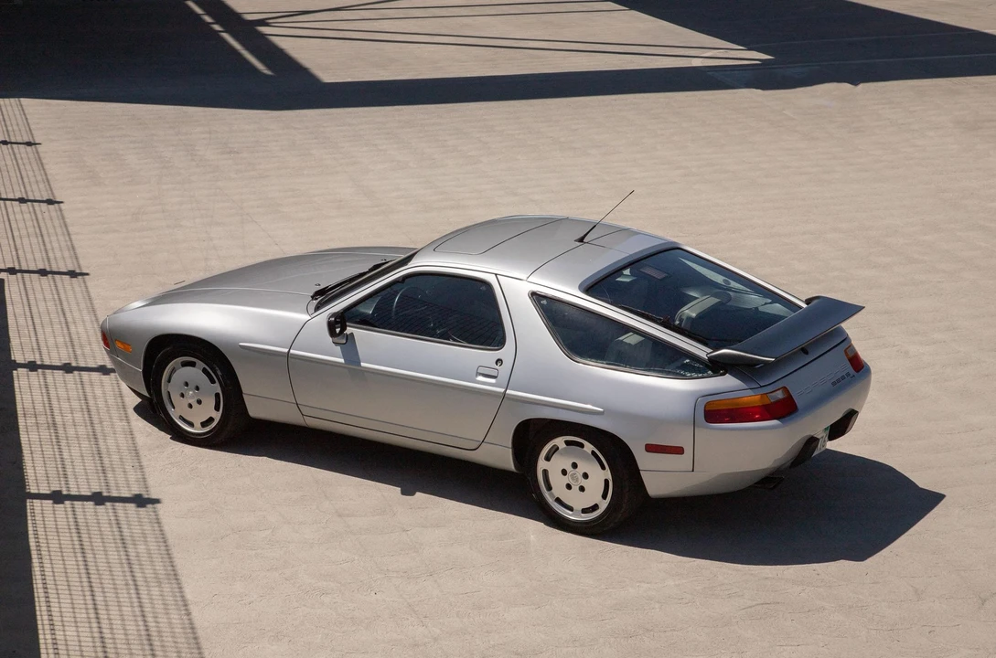1989 Porsche 928 S4 - Image 20 of 31