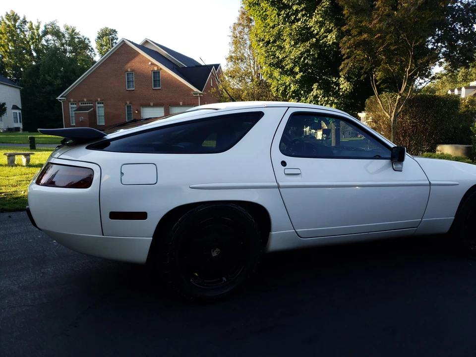 1989 Porsche 928 S4 - Image 13 of 13