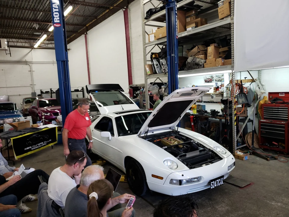 1989 Porsche 928 S4 - Image 10 of 13
