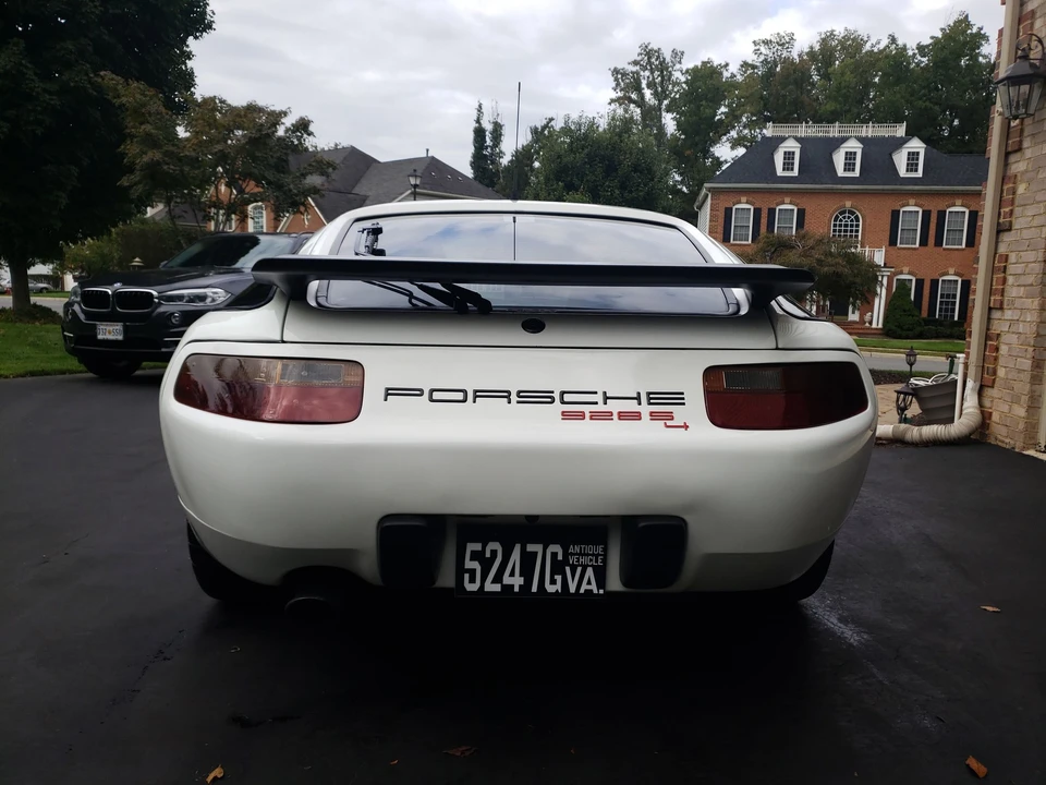 1989 Porsche 928 S4 - Image 2 of 13