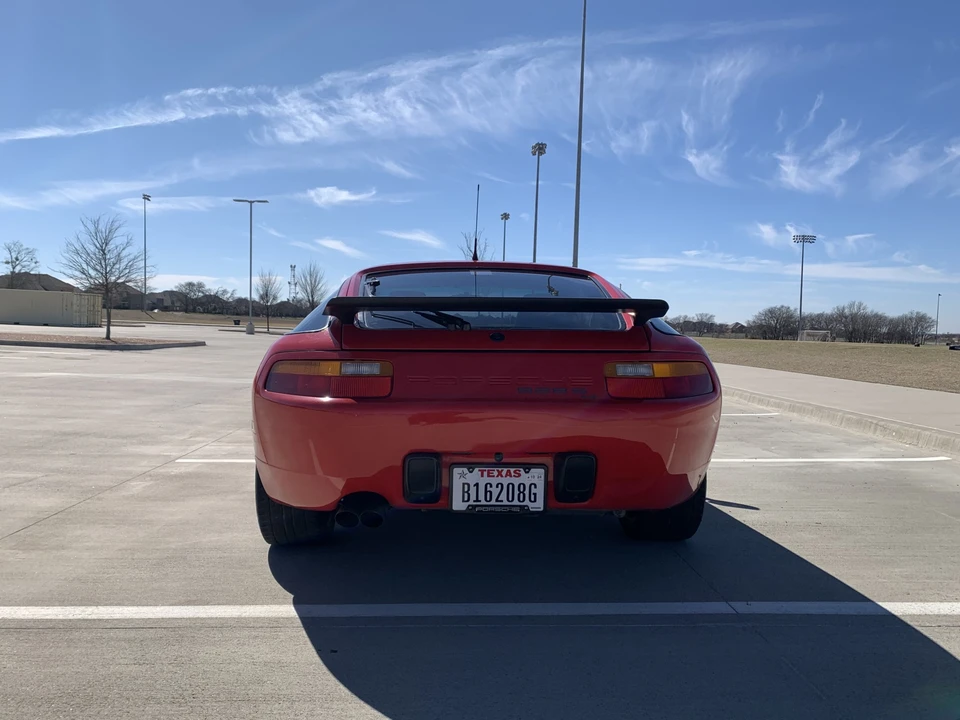 1989 Porsche 928 S4 - Image 17 of 31