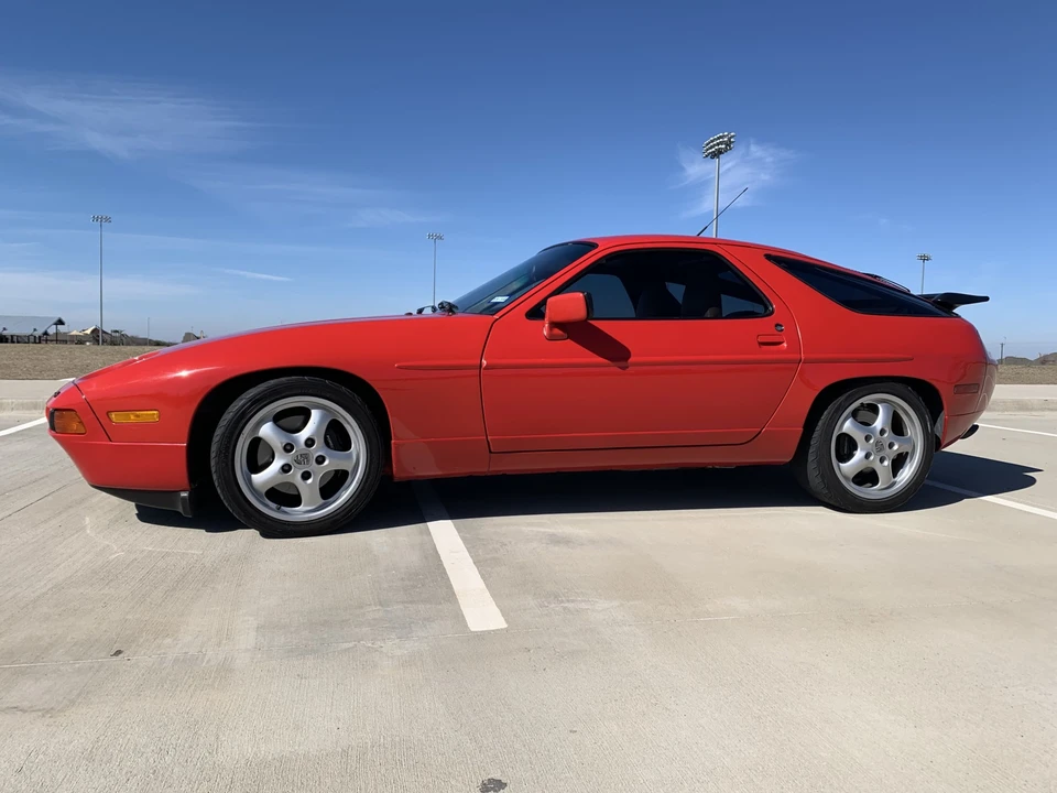 1989 Porsche 928 S4 - Image 12 of 31