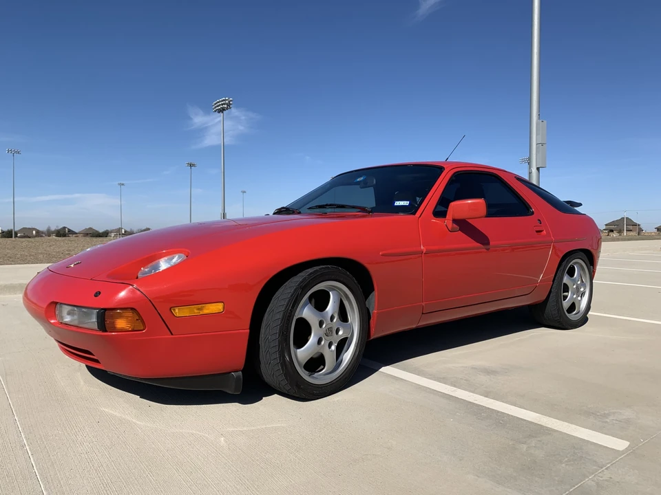 1989 Porsche 928 S4 - Image 11 of 31