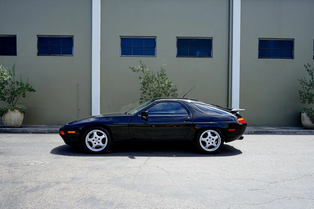 1989 Porsche 928 S4 - Image 28 of 31