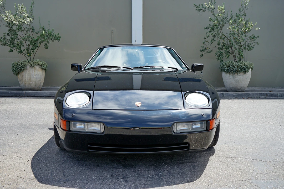 1989 Porsche 928 S4 - Image 5 of 31