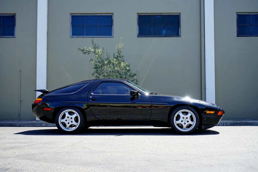 1989 Porsche 928 S4 - Image 31 of 31