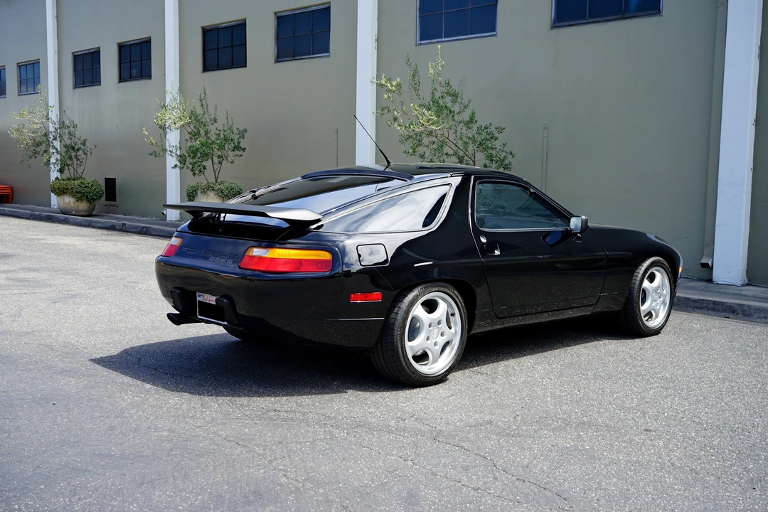 1989 Porsche 928 S4 - Image 25 of 31