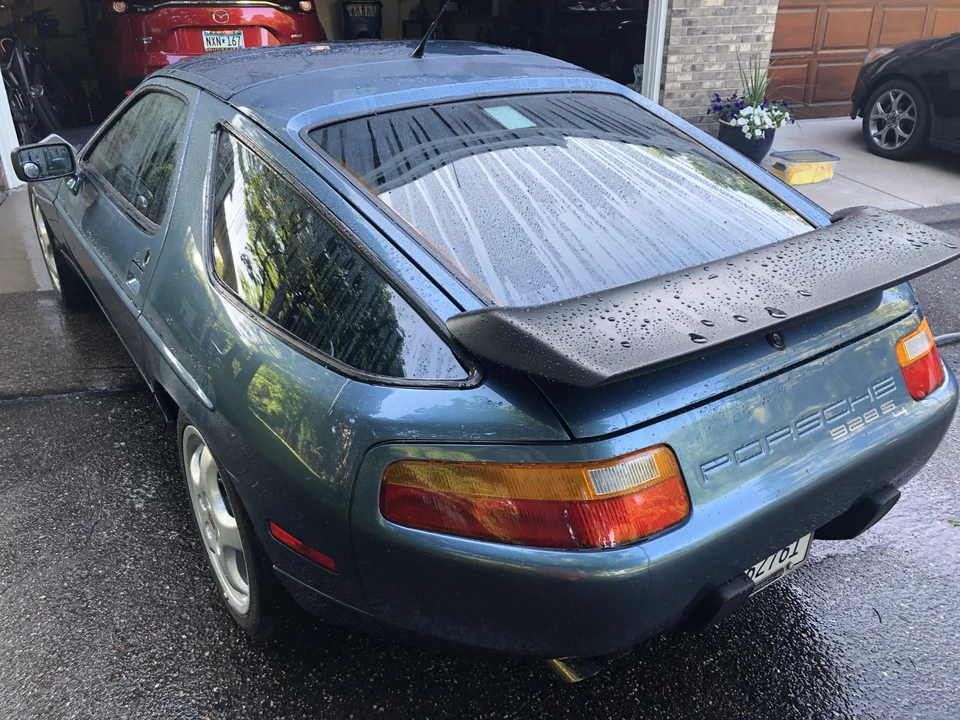 1989 Porsche 928 S4 - Image 13 of 31