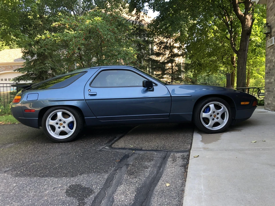 1989 Porsche 928 S4 - Image 23 of 31
