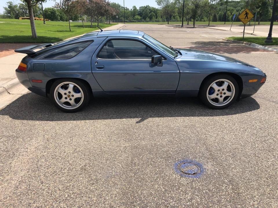 1989 Porsche 928 S4 - Image 25 of 31