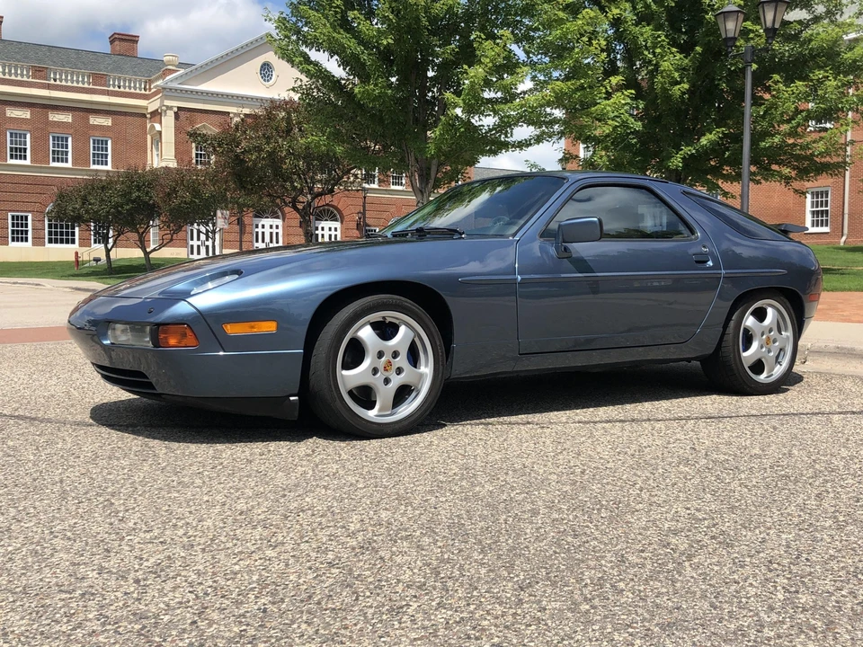 1989 Porsche 928 S4 - Image 3 of 31
