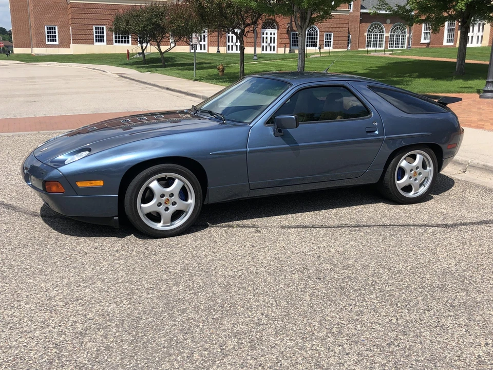 1989 Porsche 928 S4 - Image 4 of 31