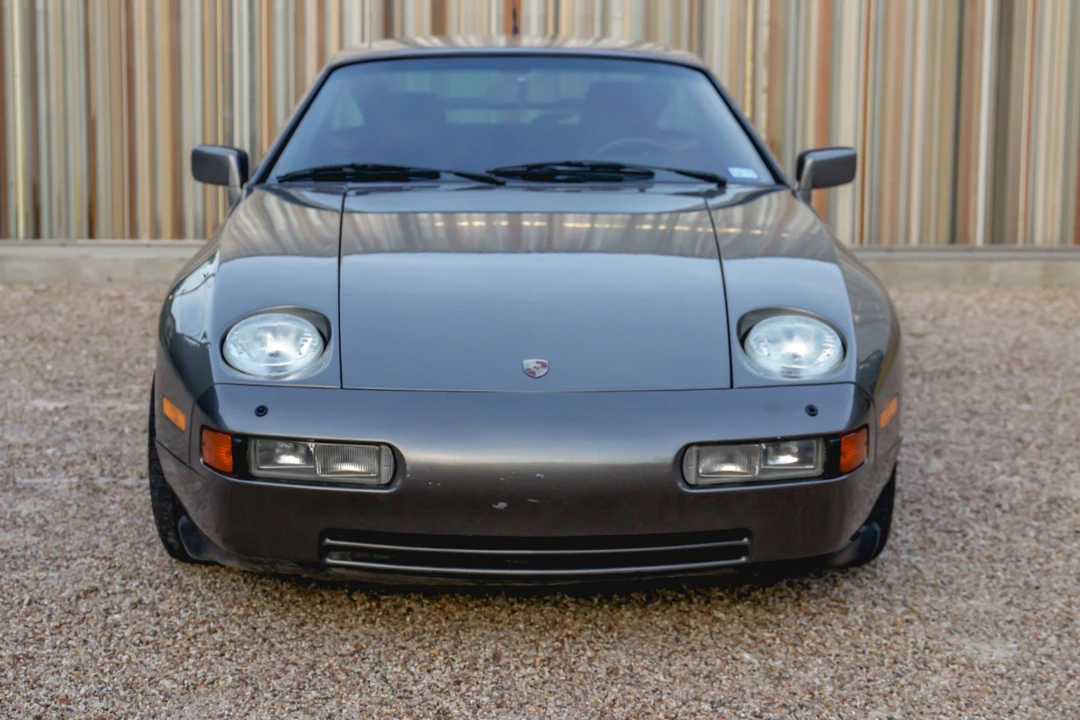 1989 Porsche 928 S4 - Image 7 of 31