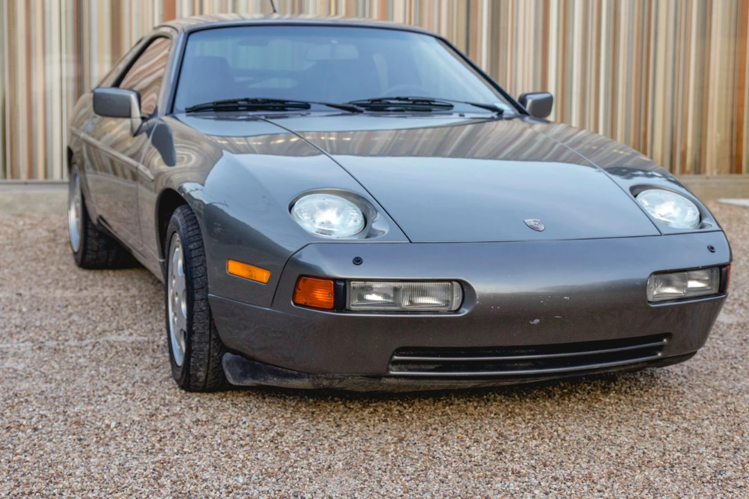 1989 Porsche 928 S4 - Image 3 of 31