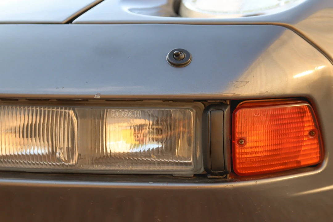 1989 Porsche 928 S4 - Image 25 of 31