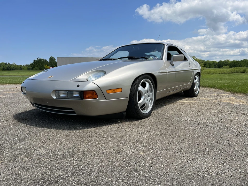 1989 Porsche 928 S4 - Image 7 of 17