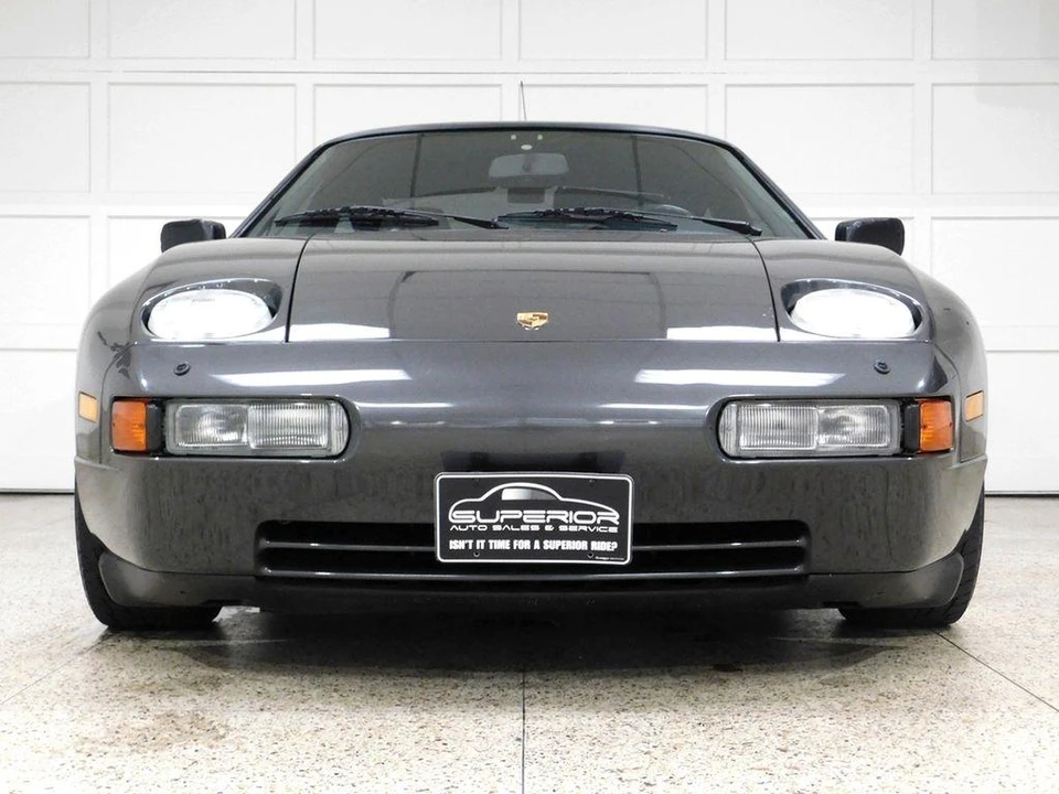1989 Porsche 928 S4 - Image 2 of 31