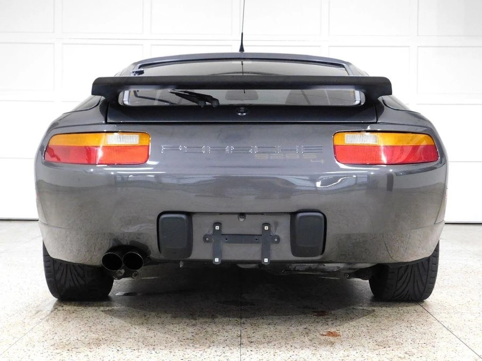 1989 Porsche 928 S4 - Image 5 of 31