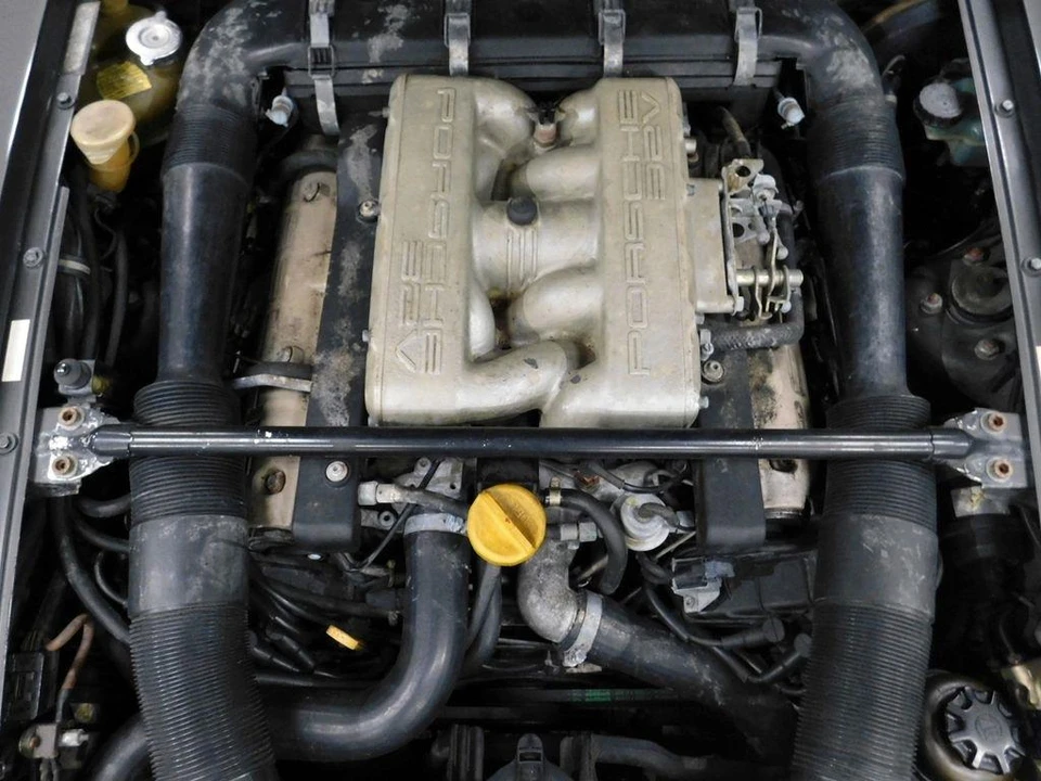 1989 Porsche 928 S4 - Image 14 of 31