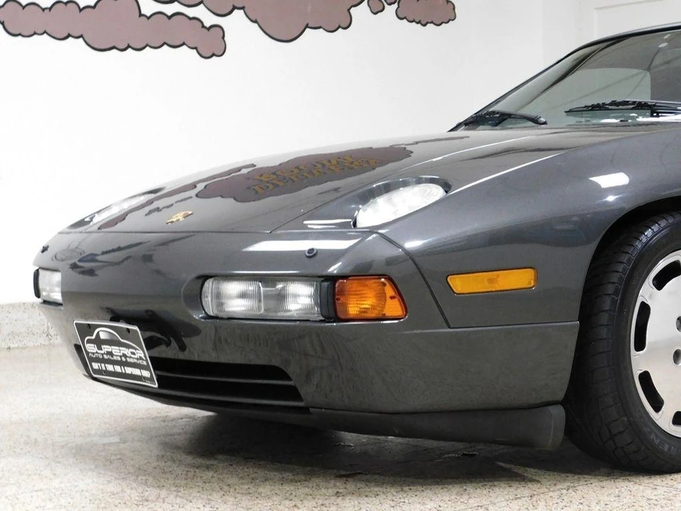 1989 Porsche 928 S4 - Image 17 of 31