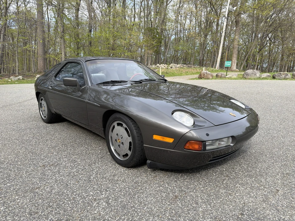 1989 Porsche 928 S4 - Image 27 of 31