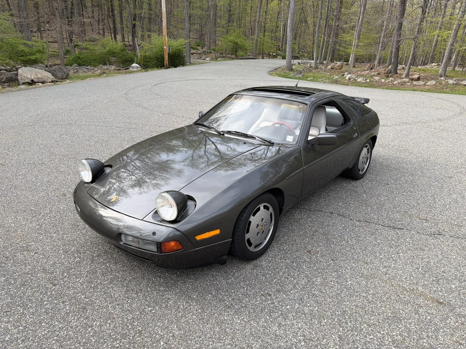 1989 Porsche 928 S4 - Image 9 of 31